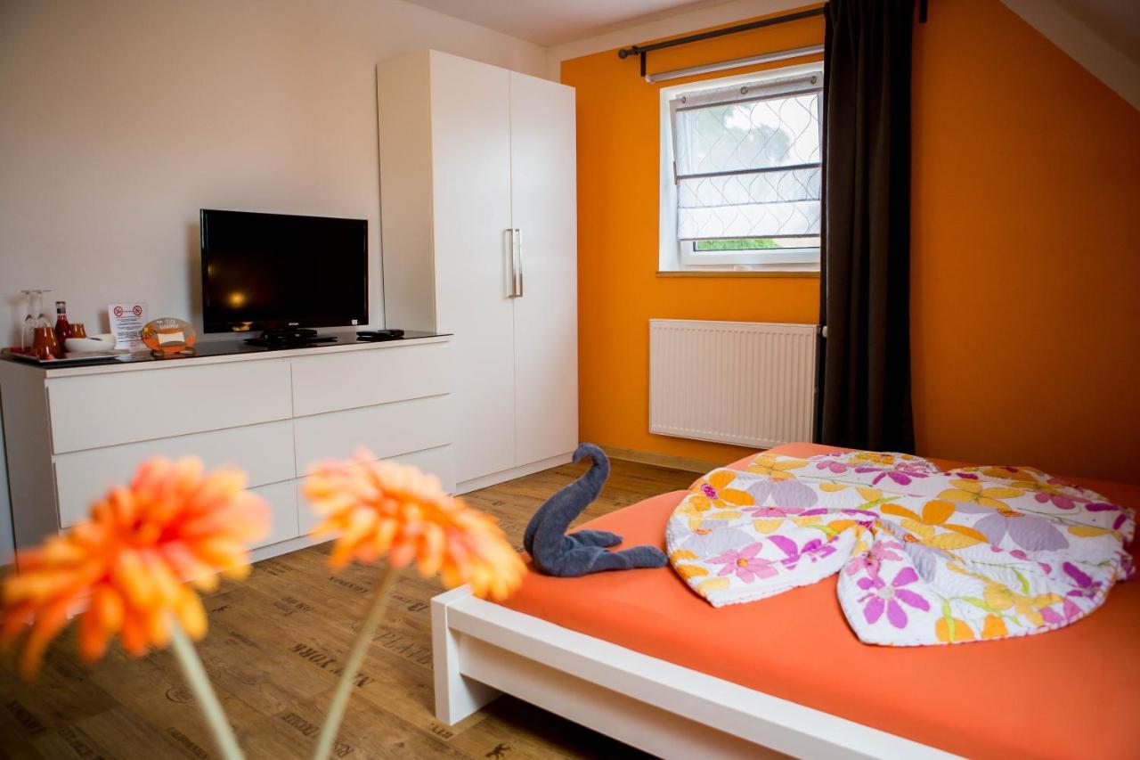 Treppendorfer Apartments エクステリア 写真